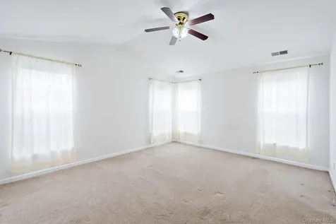 947 Huntington Drive Fishkill NY 12524