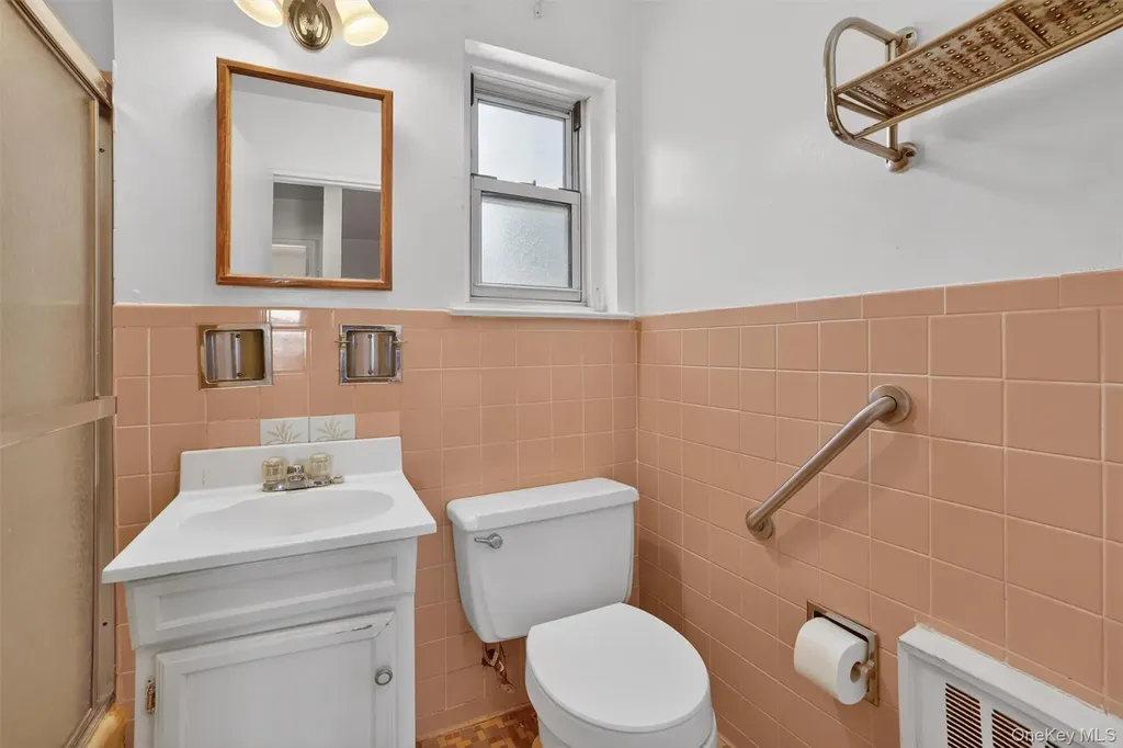 42 Charter Circle Ossining NY 10562