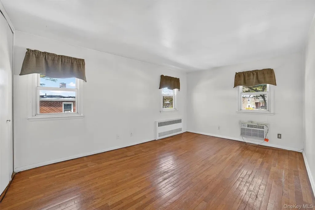 42 Charter Circle Ossining NY 10562