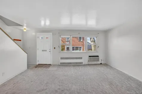42 Charter Circle Ossining NY 10562