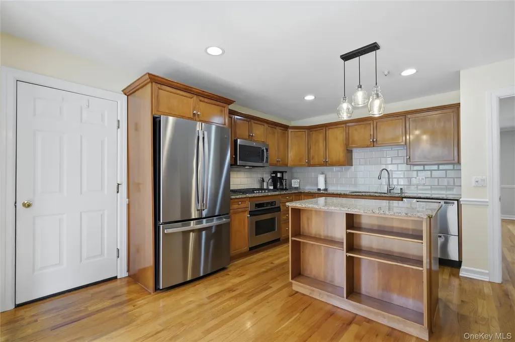 146 Fieldstone Drive Mount Kisco NY 10549