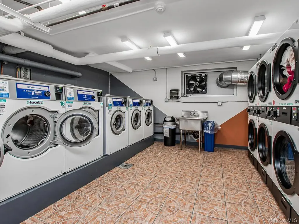 709 Warburton Avenue Yonkers NY 10701
