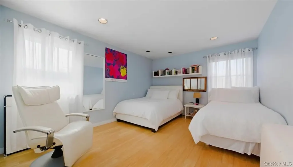 1495 Bay Boulevard Atlantic Beach NY 11509