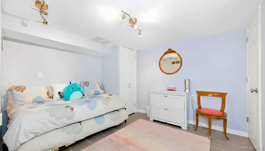 1495 Bay Boulevard Atlantic Beach NY 11509