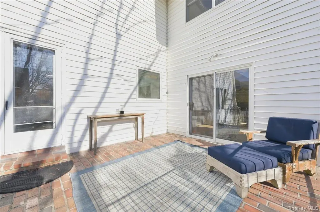 1495 Bay Boulevard Atlantic Beach NY 11509
