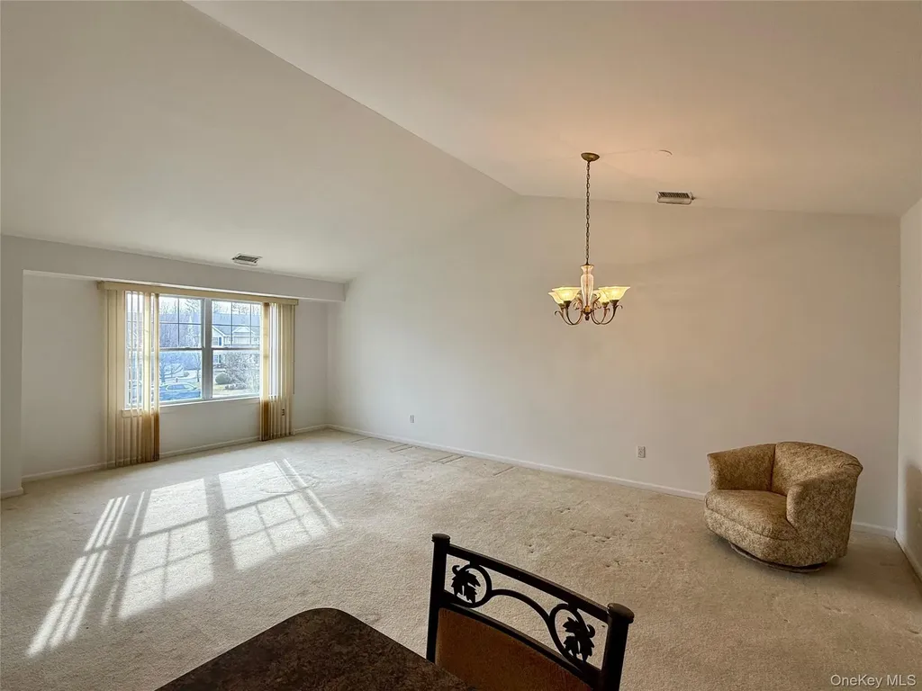 6 Morley Circle Melville NY 11747