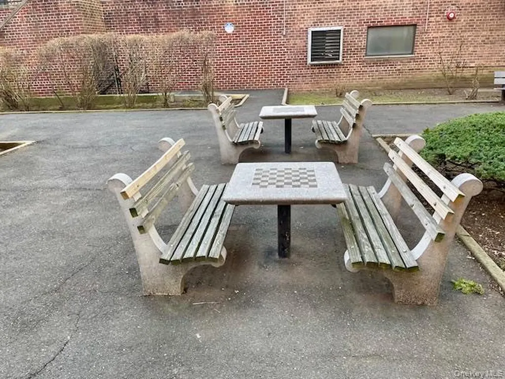 88-11 Northern Boulevard Jackson Heights NY 11372