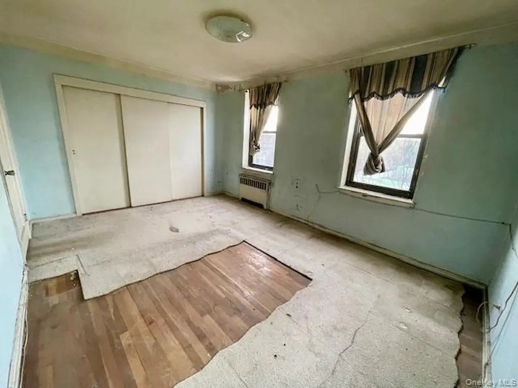 88-11 Northern Boulevard Jackson Heights NY 11372