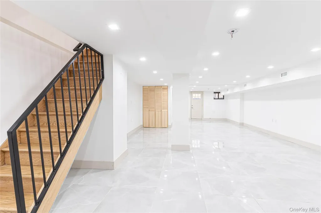 282 E 38th Street Brooklyn NY 11203