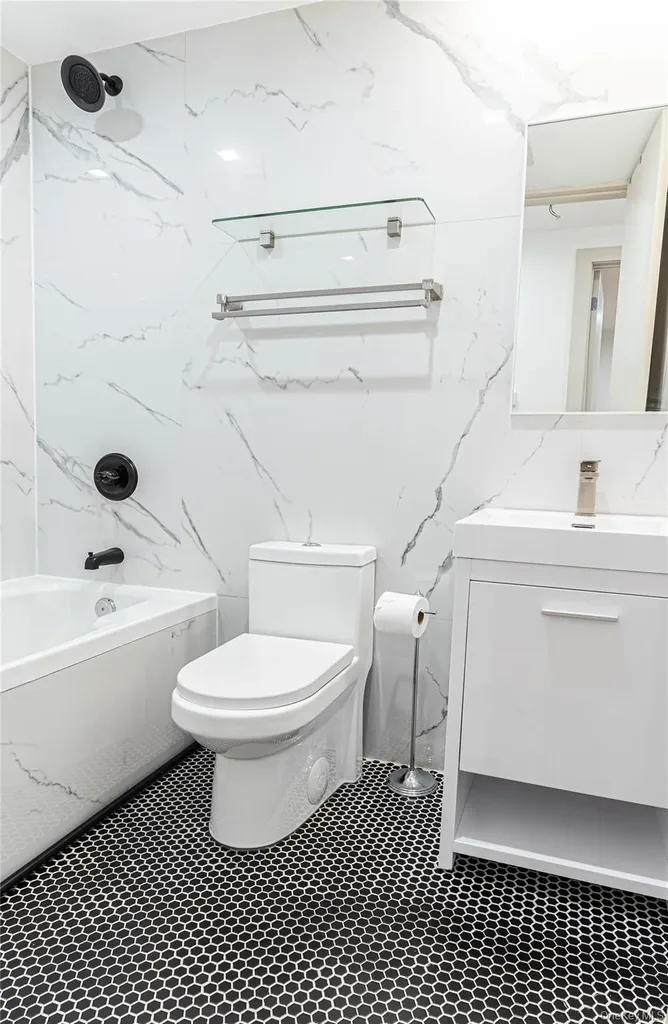 282 E 38th Street Brooklyn NY 11203