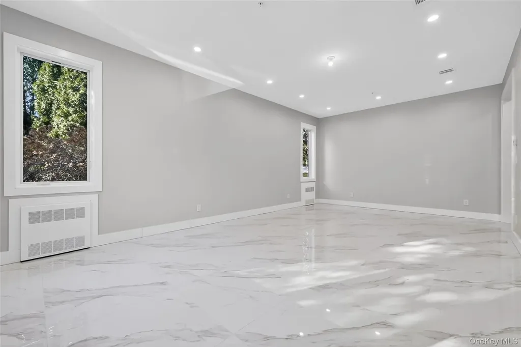 35 S Cole Avenue Spring Valley NY 10977