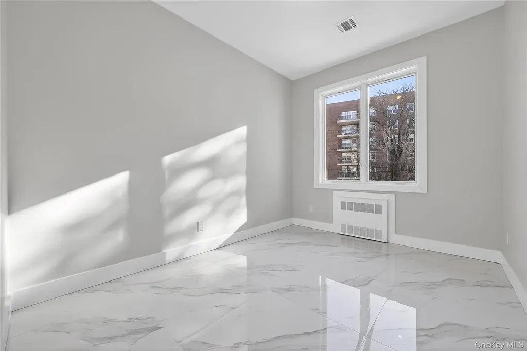 35 S Cole Avenue Spring Valley NY 10977
