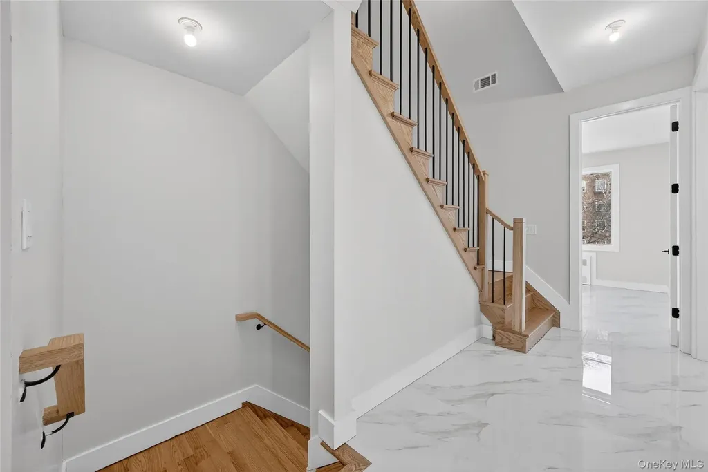 35 S Cole Avenue Spring Valley NY 10977
