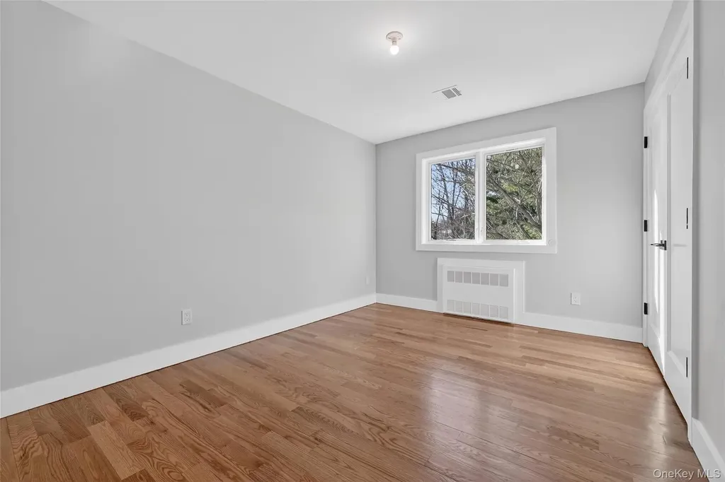 35 S Cole Avenue Spring Valley NY 10977