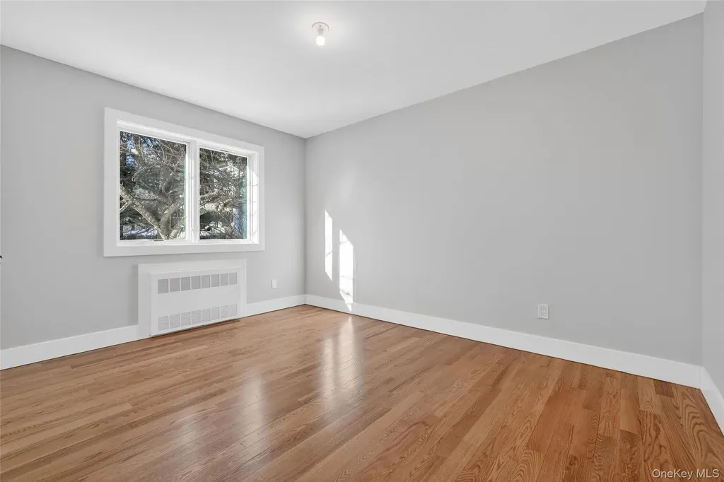 35 S Cole Avenue Spring Valley NY 10977