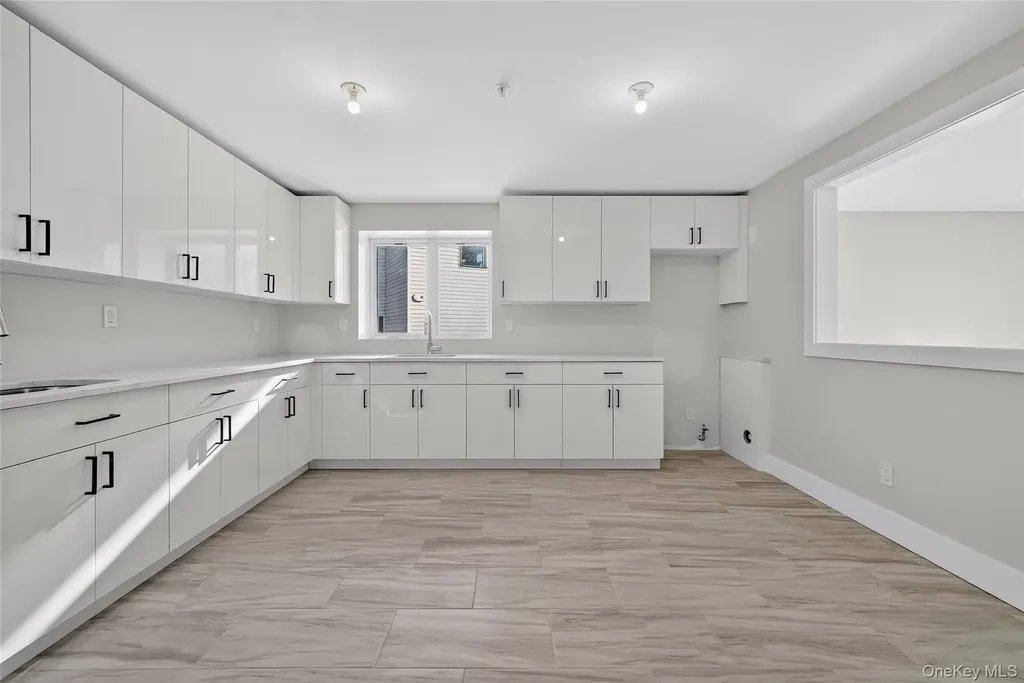 35 S Cole Avenue Spring Valley NY 10977