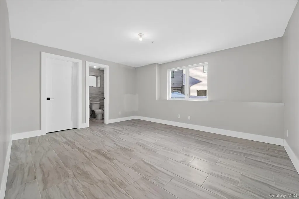 35 S Cole Avenue Spring Valley NY 10977