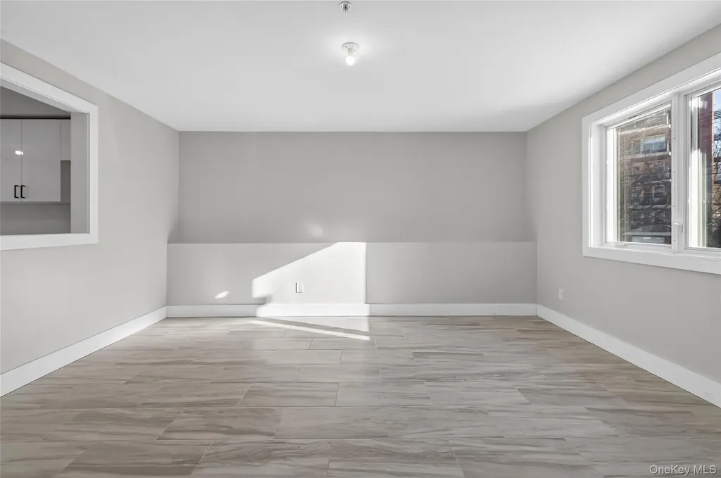 35 S Cole Avenue Spring Valley NY 10977
