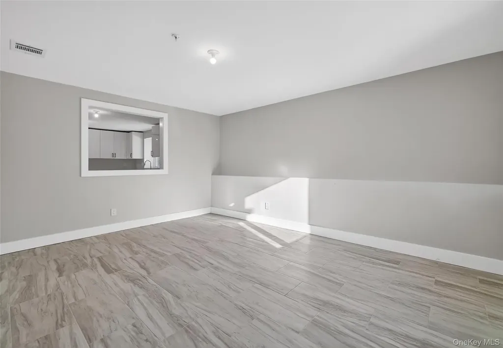 35 S Cole Avenue Spring Valley NY 10977