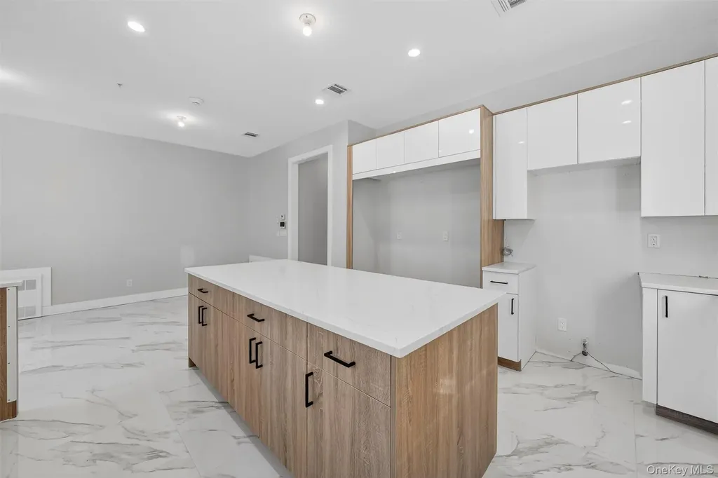 35 S Cole Avenue Spring Valley NY 10977