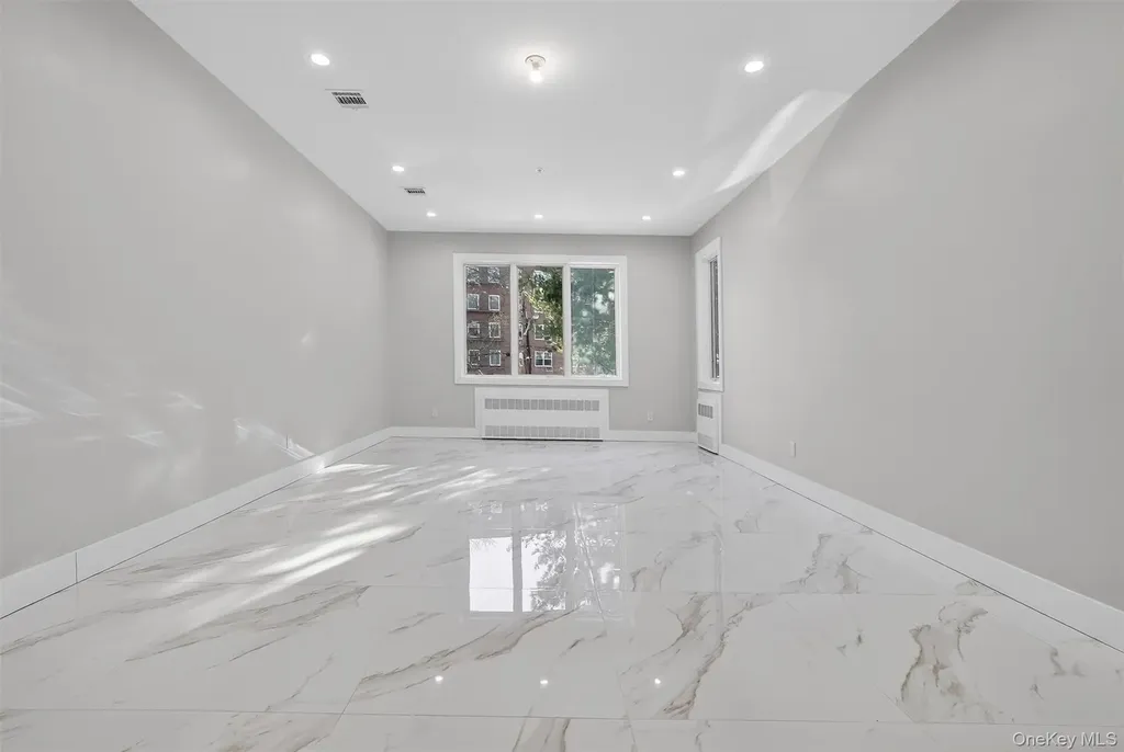 35 S Cole Avenue Spring Valley NY 10977