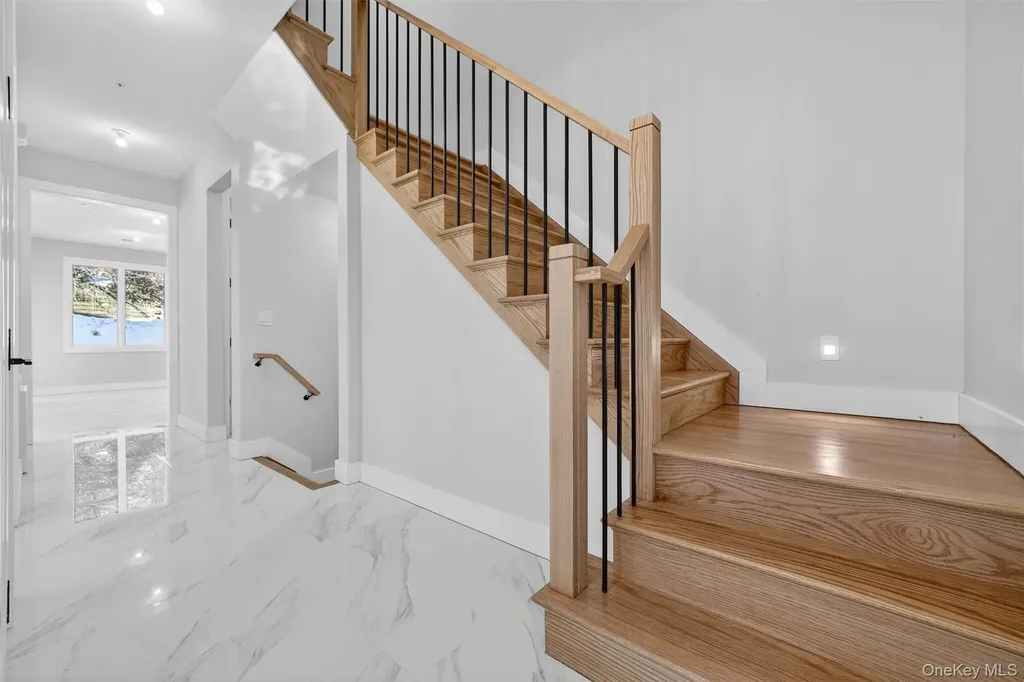 35 S Cole Avenue Spring Valley NY 10977