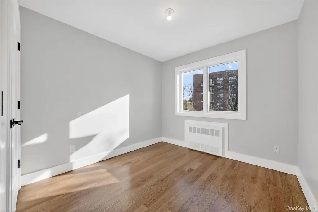 35 S Cole Avenue Spring Valley NY 10977