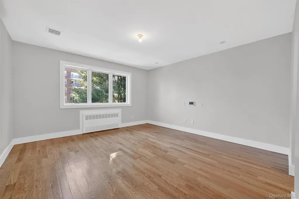35 S Cole Avenue Spring Valley NY 10977