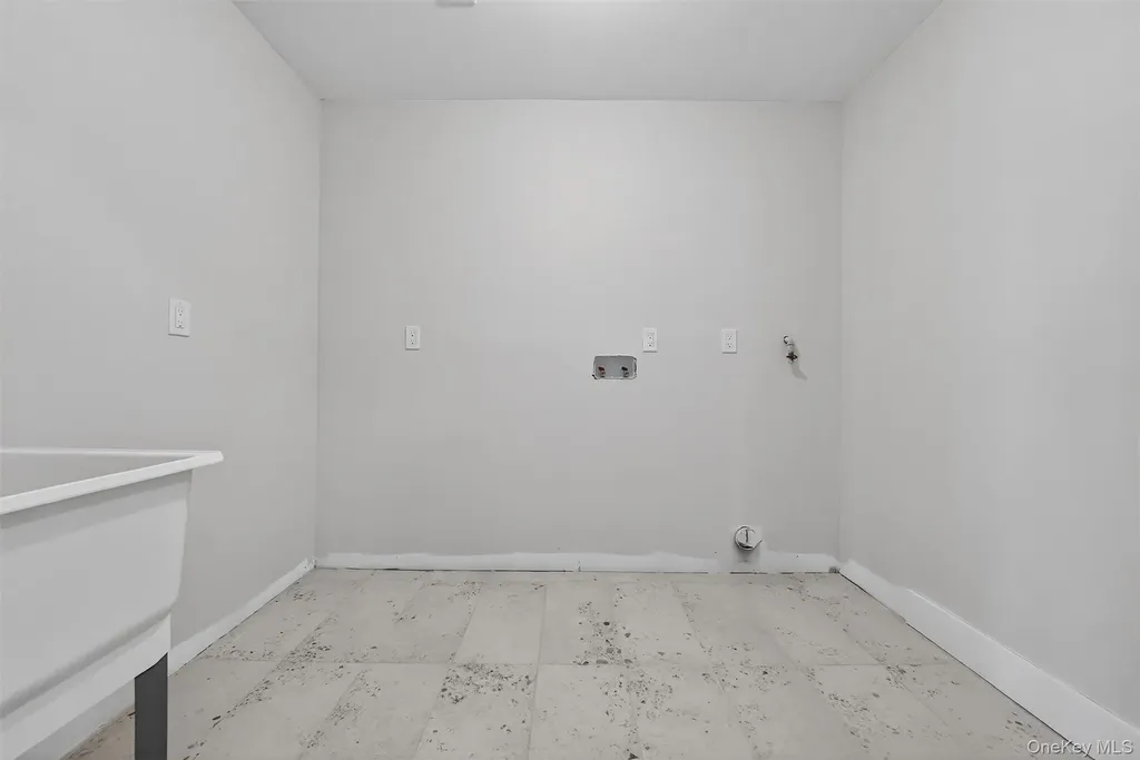 35 S Cole Avenue Spring Valley NY 10977