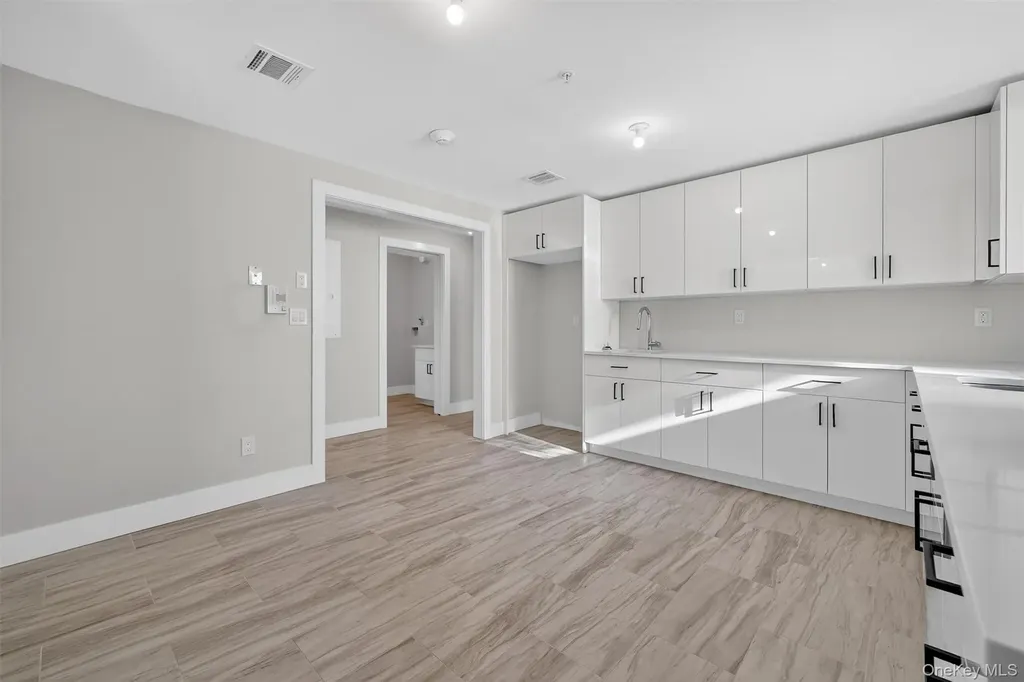 35 S Cole Avenue Spring Valley NY 10977