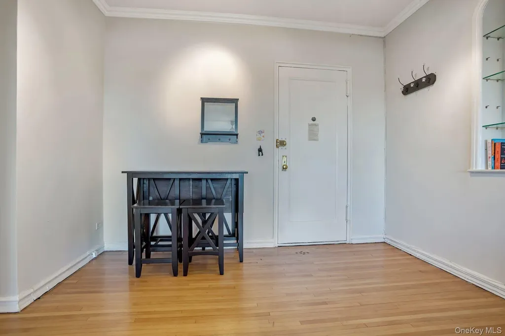 113-14 72nd Road Forest Hills NY 11375