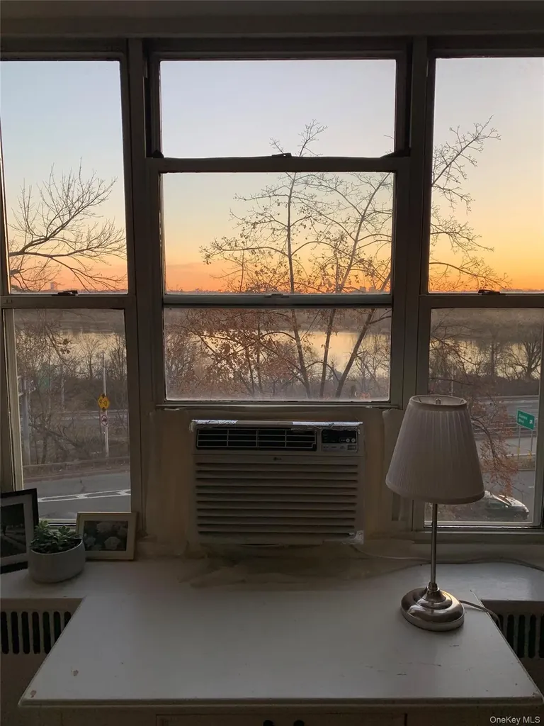 113-14 72nd Road Forest Hills NY 11375