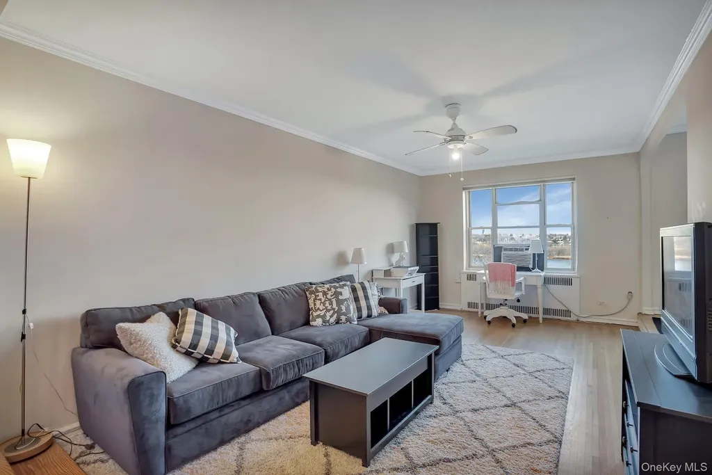 113-14 72nd Road Forest Hills NY 11375