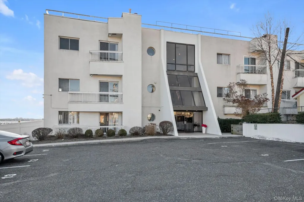 190 Schofield Street Bronx NY 10464