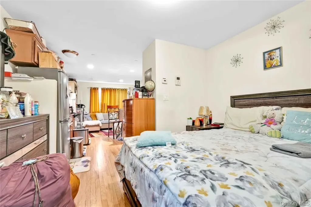 8439 60th Drive Middle Village NY 11379