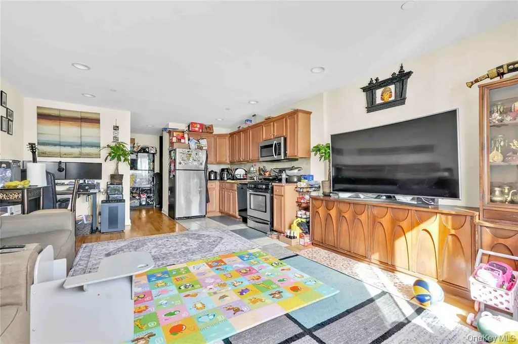 8439 60th Drive Middle Village NY 11379