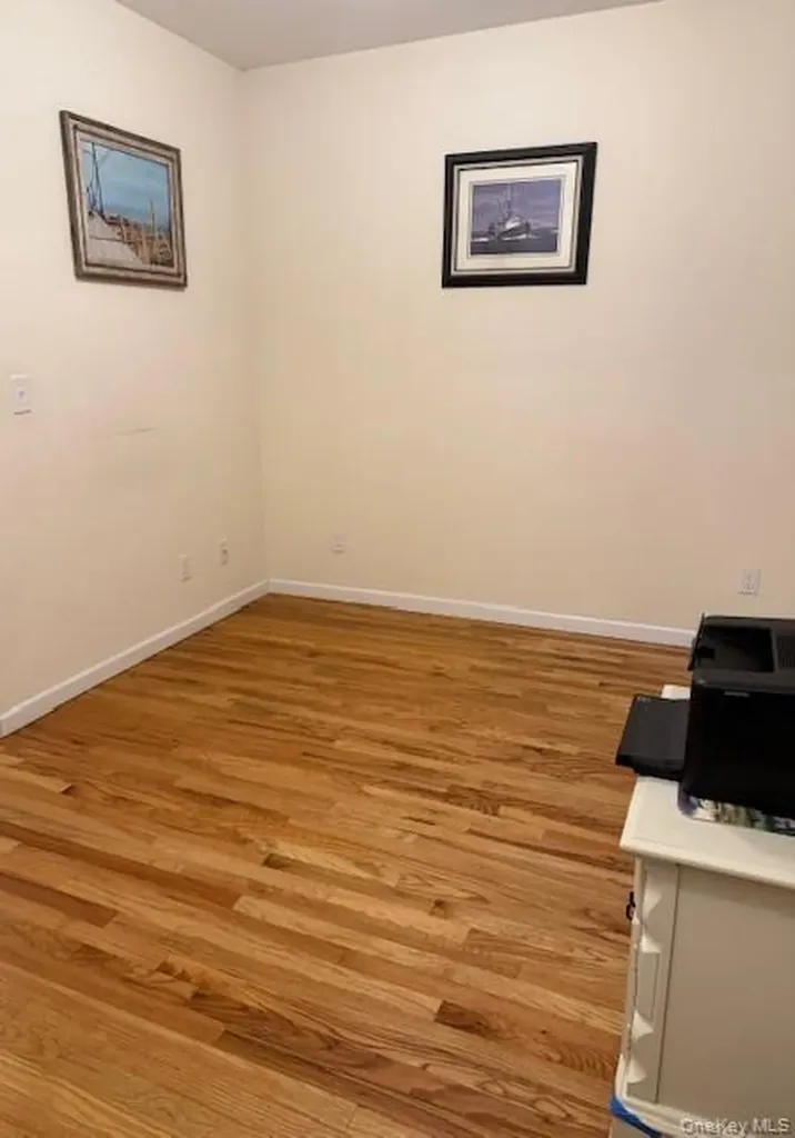 120 E 6th Road Broad Channel NY 11693
