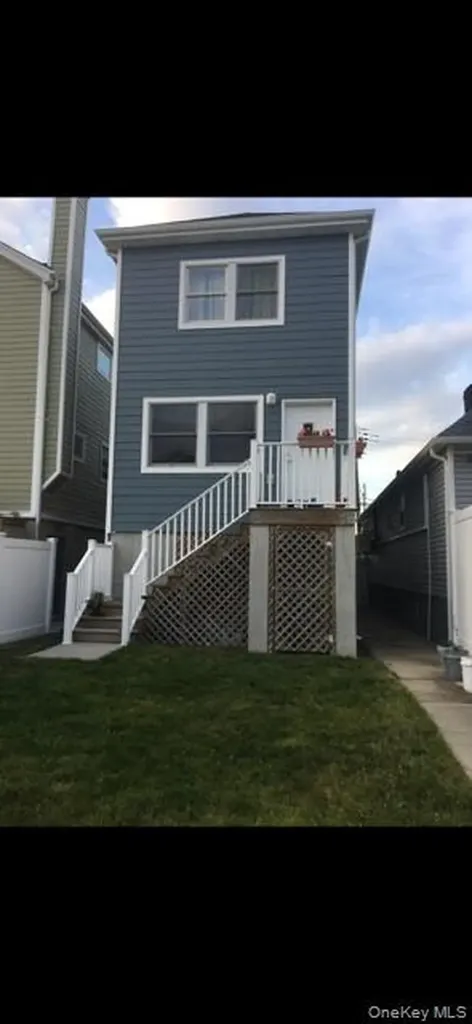 120 E 6th Road Broad Channel NY 11693