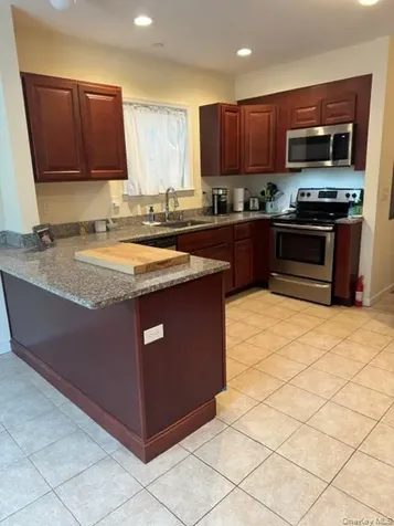 120 E 6th Road Broad Channel NY 11693