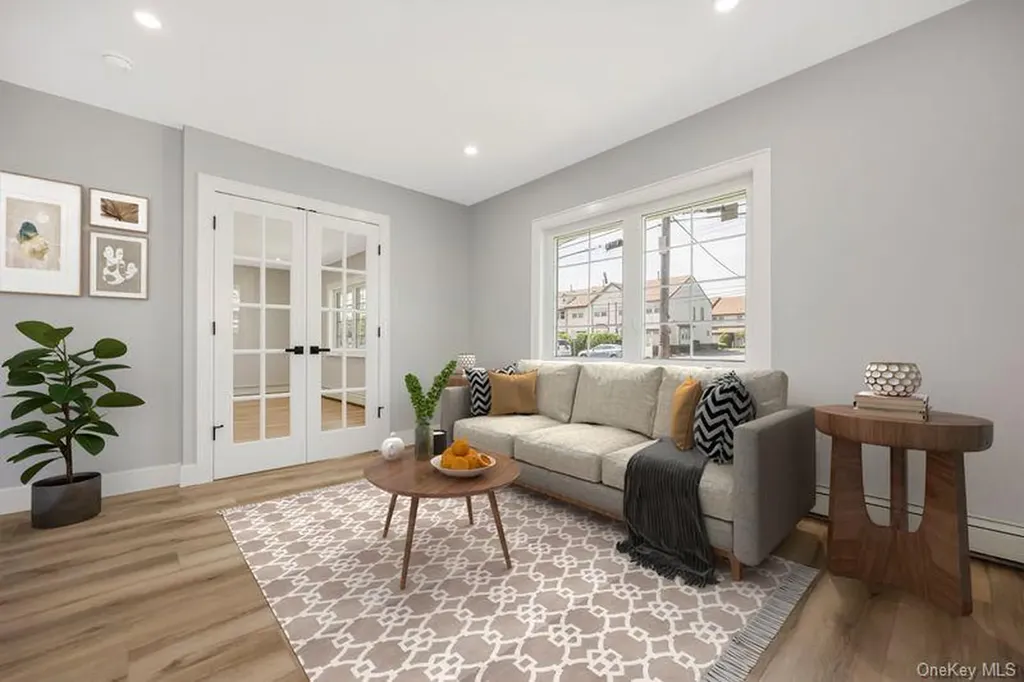 335 Peninsula Boulevard Cedarhurst NY 11516