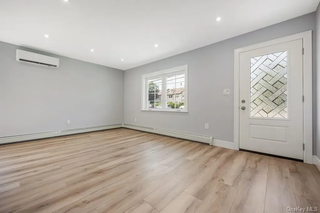 335 Peninsula Boulevard Cedarhurst NY 11516