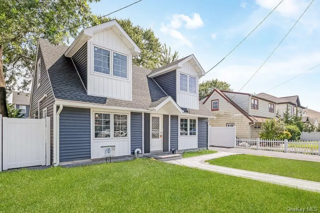 335 Peninsula Boulevard Cedarhurst NY 11516