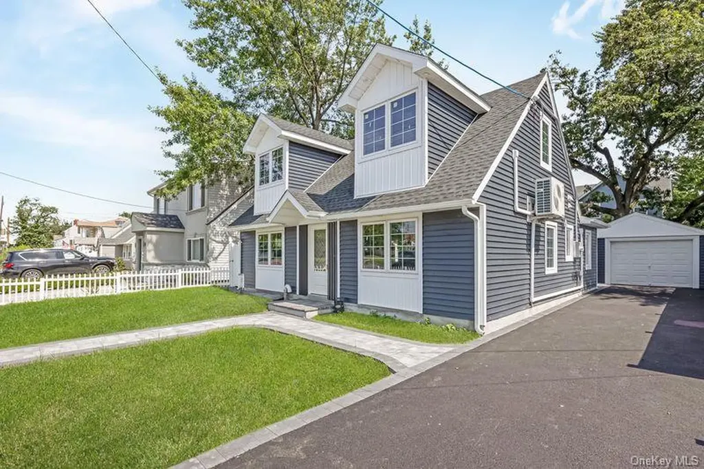 335 Peninsula Boulevard Cedarhurst NY 11516