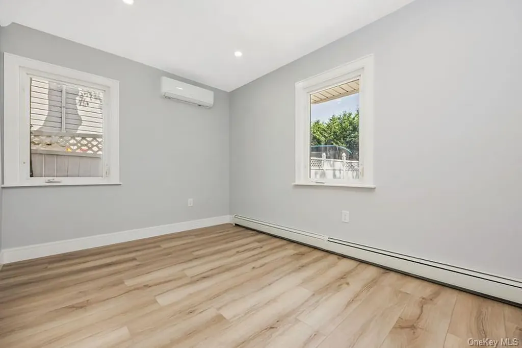 335 Peninsula Boulevard Cedarhurst NY 11516
