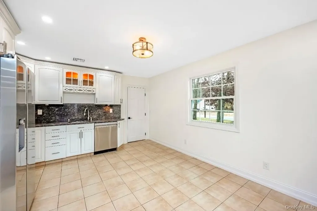 59 Nelson Road Selden NY 11784