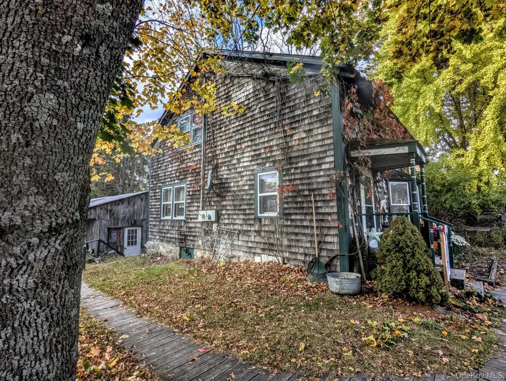 1367 Kings Highway Chester NY 10918