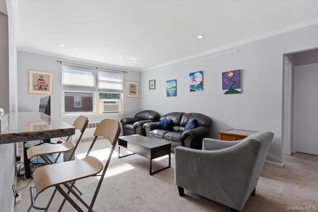 15 Bryant Crescent White Plains NY 10605