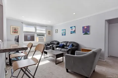 15 Bryant Crescent White Plains NY 10605