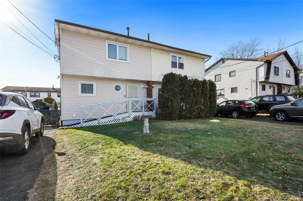 82 Division Avenue Spring Valley NY 10977