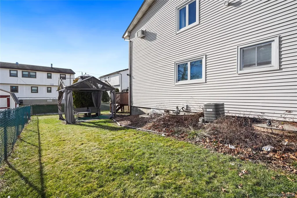 82 Division Avenue Spring Valley NY 10977